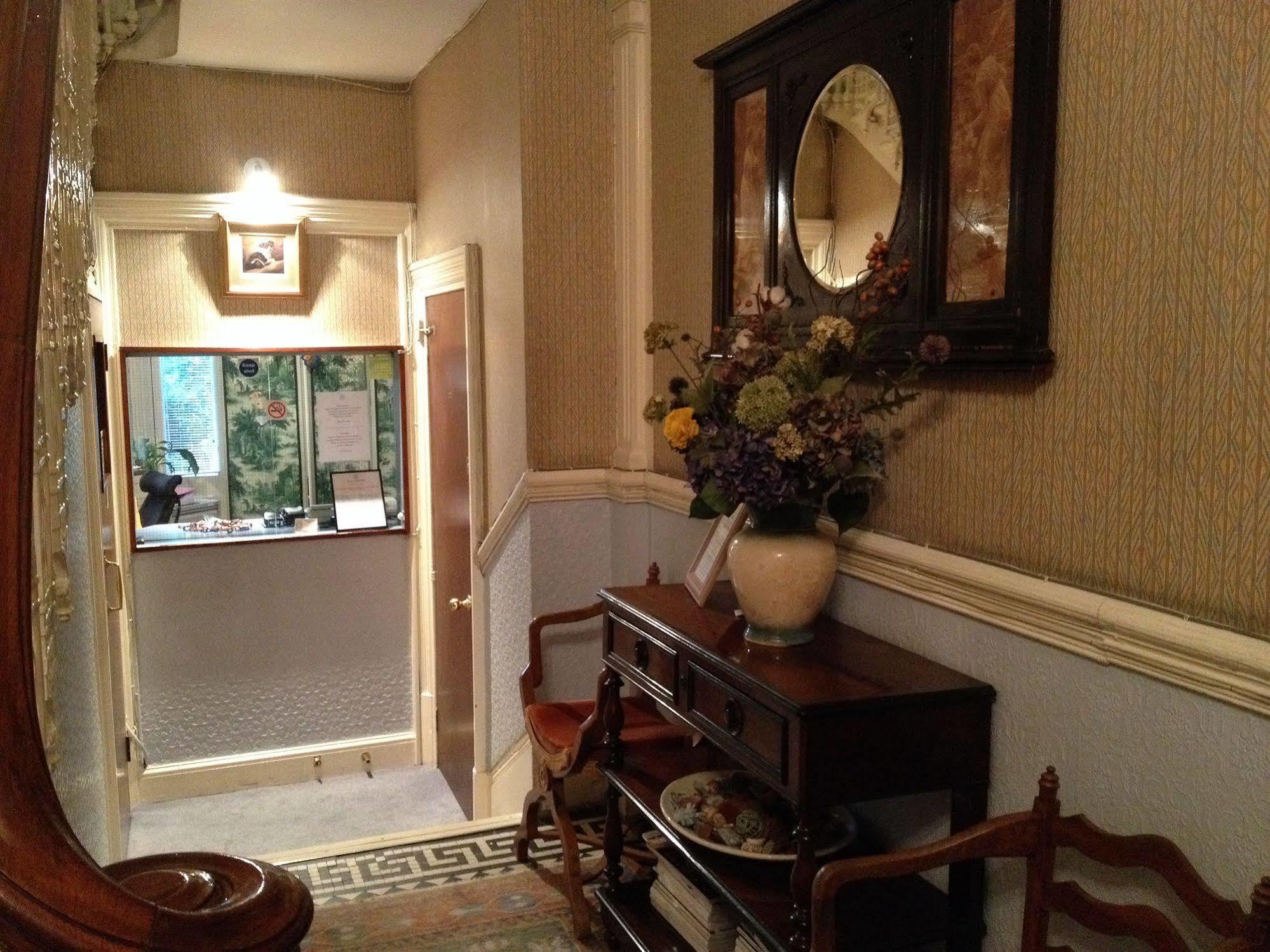 Merlyn Court Hotel Londres Exterior foto